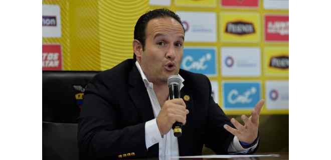 La Conmebol ratifica su confianza en Egas al mando del fútbol en Ecuador
