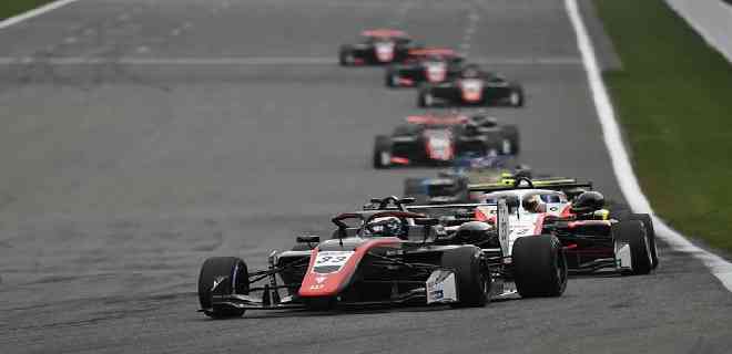 Manuel Maldonado remata con un segundo lugar en Spa-Francorchamps