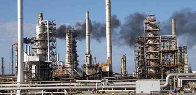 Reuters: Pdvsa reinició producción de gasolina en Cardón