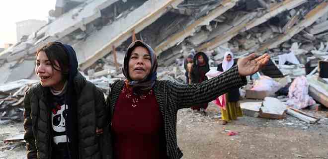 +VIDEO | Casi 5.000 muertos en Turquía y Siria tras devastadores terremotos