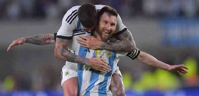 Un Messi de récord lideró a Argentina contra Panamá