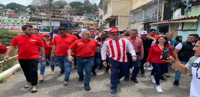 Caracas | Freddy Bernal visita al líder del colectivo La Piedrita