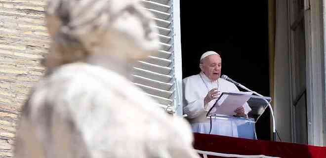 El Papa pide que se detenga a «los traficantes de seres humanos»