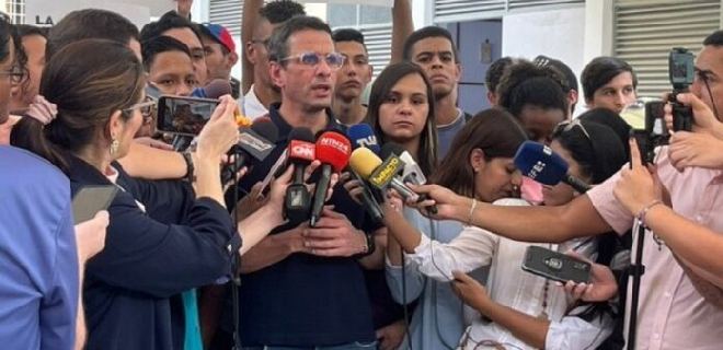 Capriles dice que el gobierno no pretende aumentar sueldo el 1 de mayo