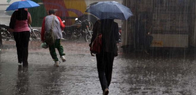 Activan vigilancia meteorológica en todo el país por fuertes lluvias