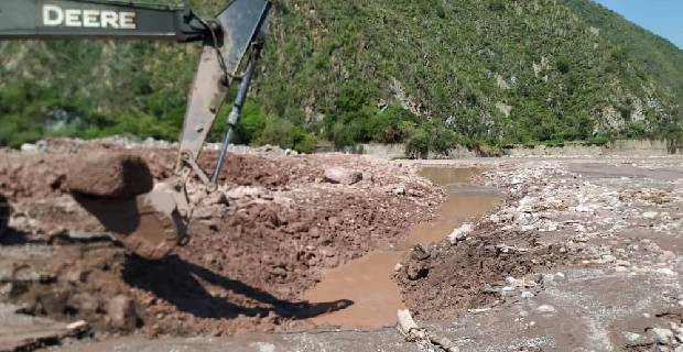 Gobernador de Mérida mantiene trabajos en la quebrada El Anís