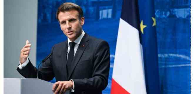 Macron vuelve a presionar por Mbappé