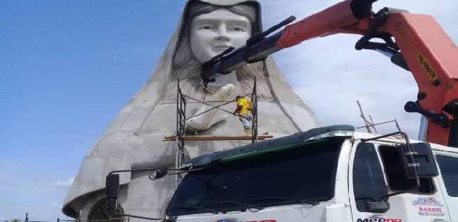 Construyen el monumento más grande en honor a la Virgen del Valle