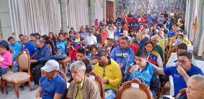 Gobierno de Mérida participó en directorio ampliado para revisar acciones