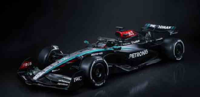 Mercedes presenta su diseño con un Hamilton de foco