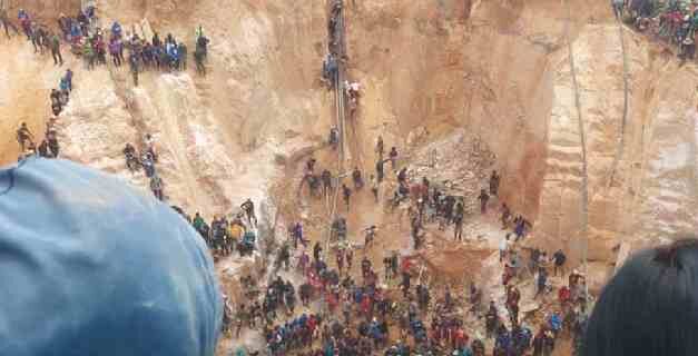 Elevan a 14 los muertos en derrumbe de una mina en Bolívar