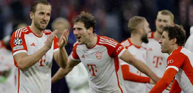 Doblete de Kane y un gol de Müller dan el pase al Bayern