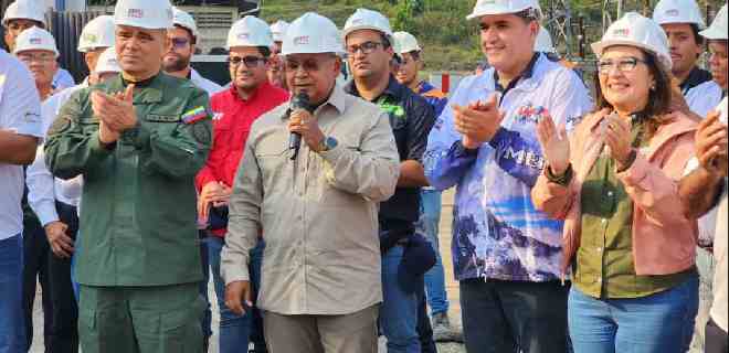 Presidente Nicolás Maduro ordenó activación de dos turbinas en Hidroeléctrica José Antonio Paez