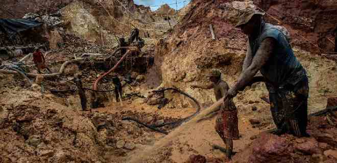 Dos décadas de medidas gubernamentales que incentivaron la minería ilegal