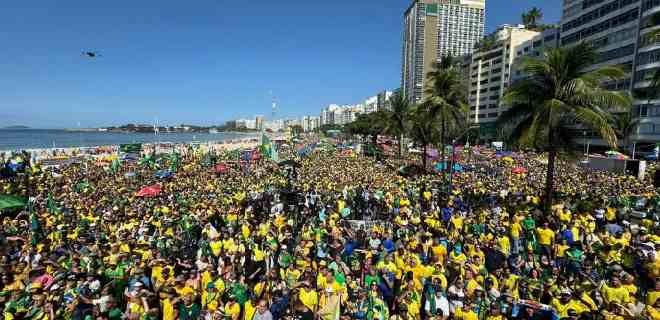 Bolsonaro encabezó movilización contra el gobierno de Lula