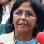 Delcy Rodríguez: Los gringos quieren robarnos el petróleo