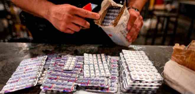 Fiscalía de México confisca 320.000 pastillas de fentanilo en Guadalajara